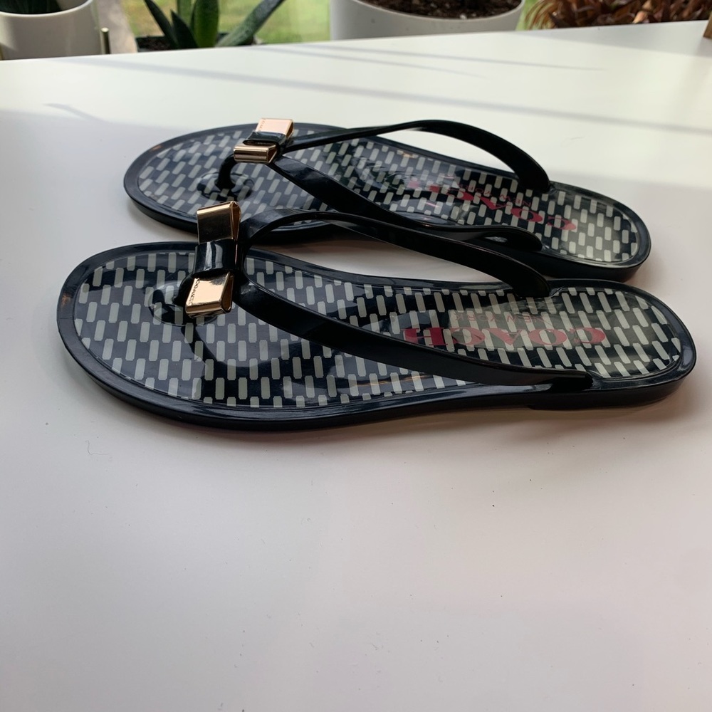 Coach flip flops - Picture 3 of 5